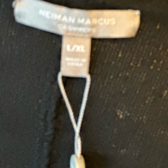 New with tags from Neiman Marcus - black cashmere sweater - Picture 6 of 6